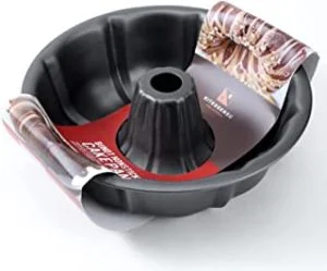 قالب کیک روشن و تیره چه تفاوتی با یکدیگر دارند؟پخت کیک با کدام قالب نتیجه بهتری دارد؟ 22 قالب کیک نچسب