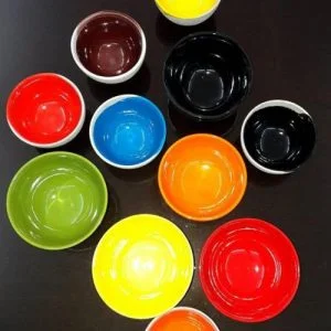 ظروف لعابی زرد رنگ قدیمی چه مزایایی نسبت به سایر ظروف لعابی دارند؟ 6 لعاب رنگی