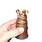 شات چوبی با سر مار